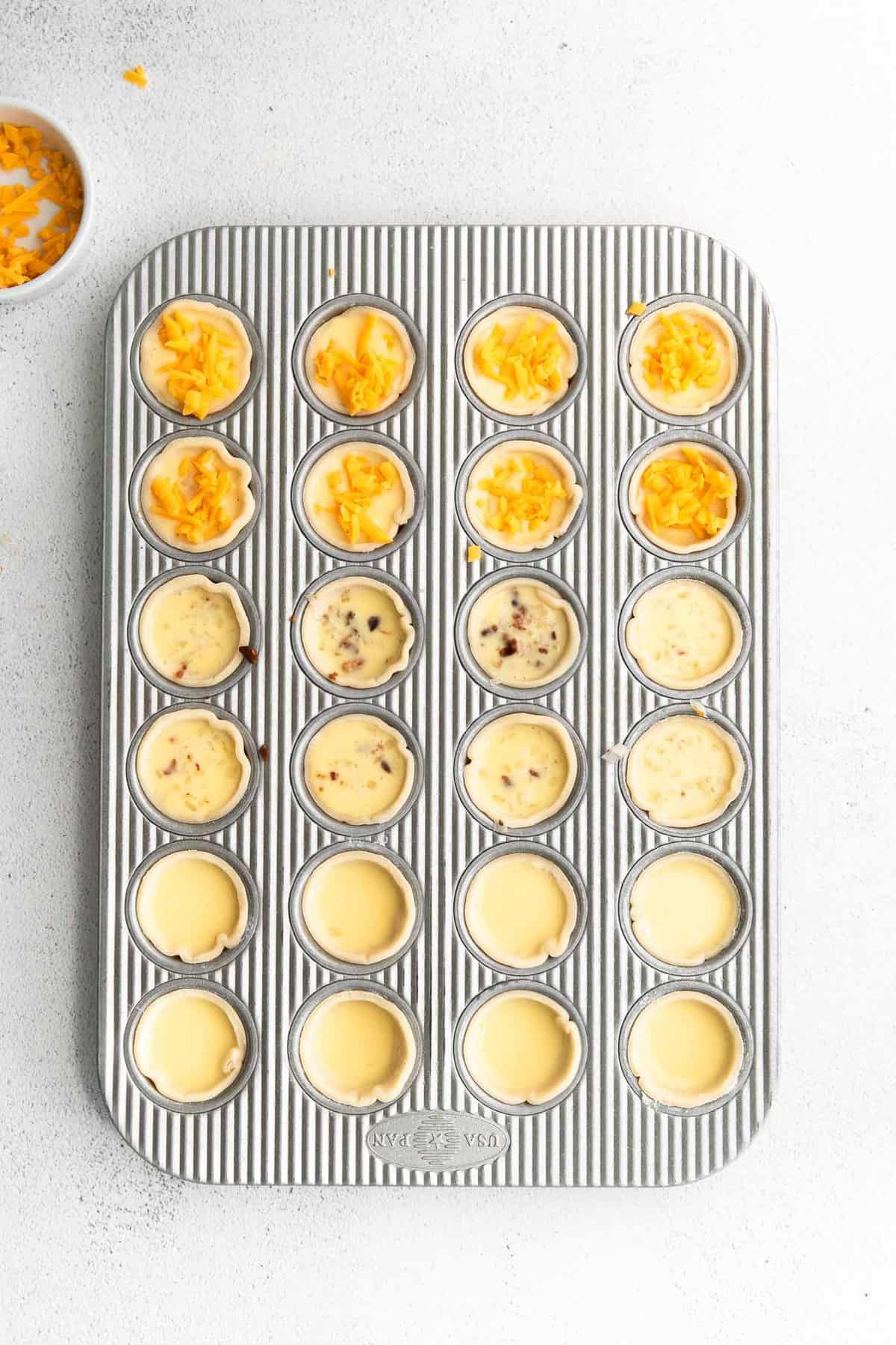 Mini quiches sin hornear.