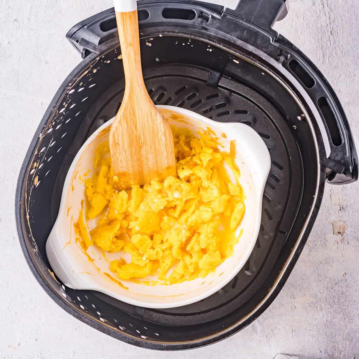 Huevos Revueltos en Freidora de Aire